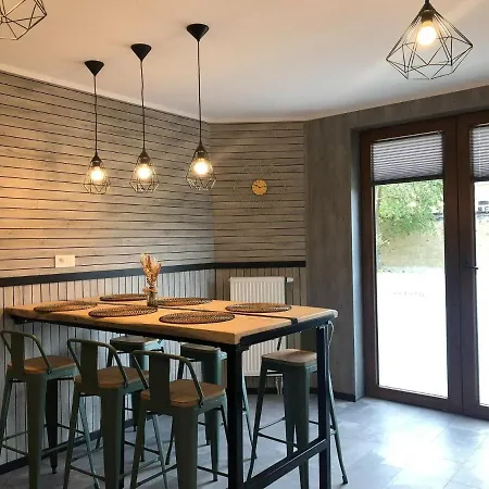 Semesterbostad Riverside Holiday Home In Houffalize With Terrace *